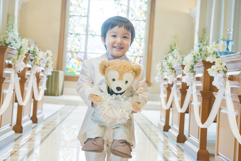 ミニーちゃんがデザイナー！『キャナリーコレクション』はダッフィーと