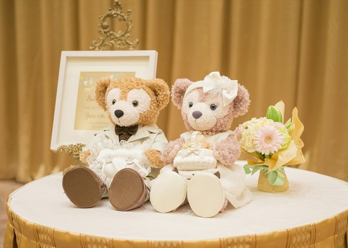 ミニーちゃんがデザイナー！『キャナリーコレクション』はダッフィーと