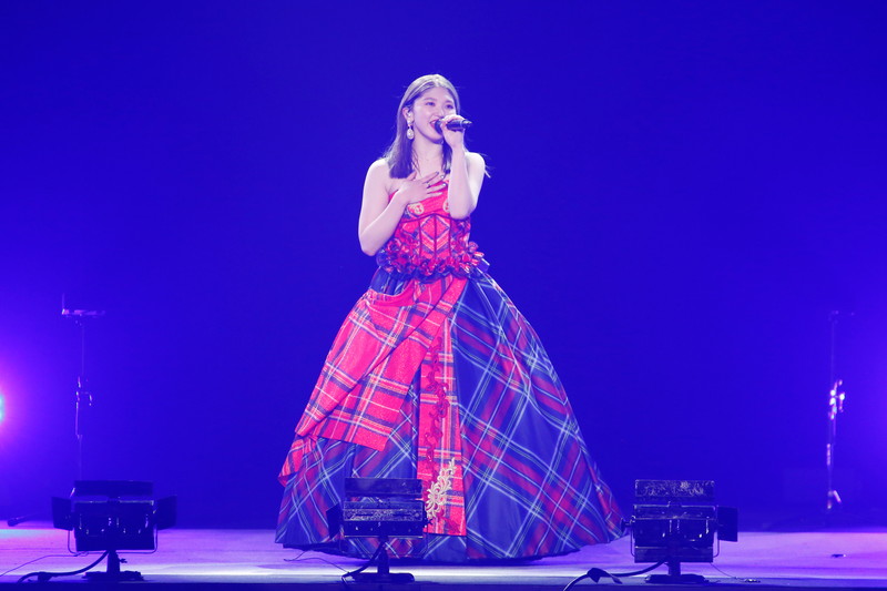 オフィシャルレポ】アンジュルム竹内朱莉、卒業公演で “歌って踊れる