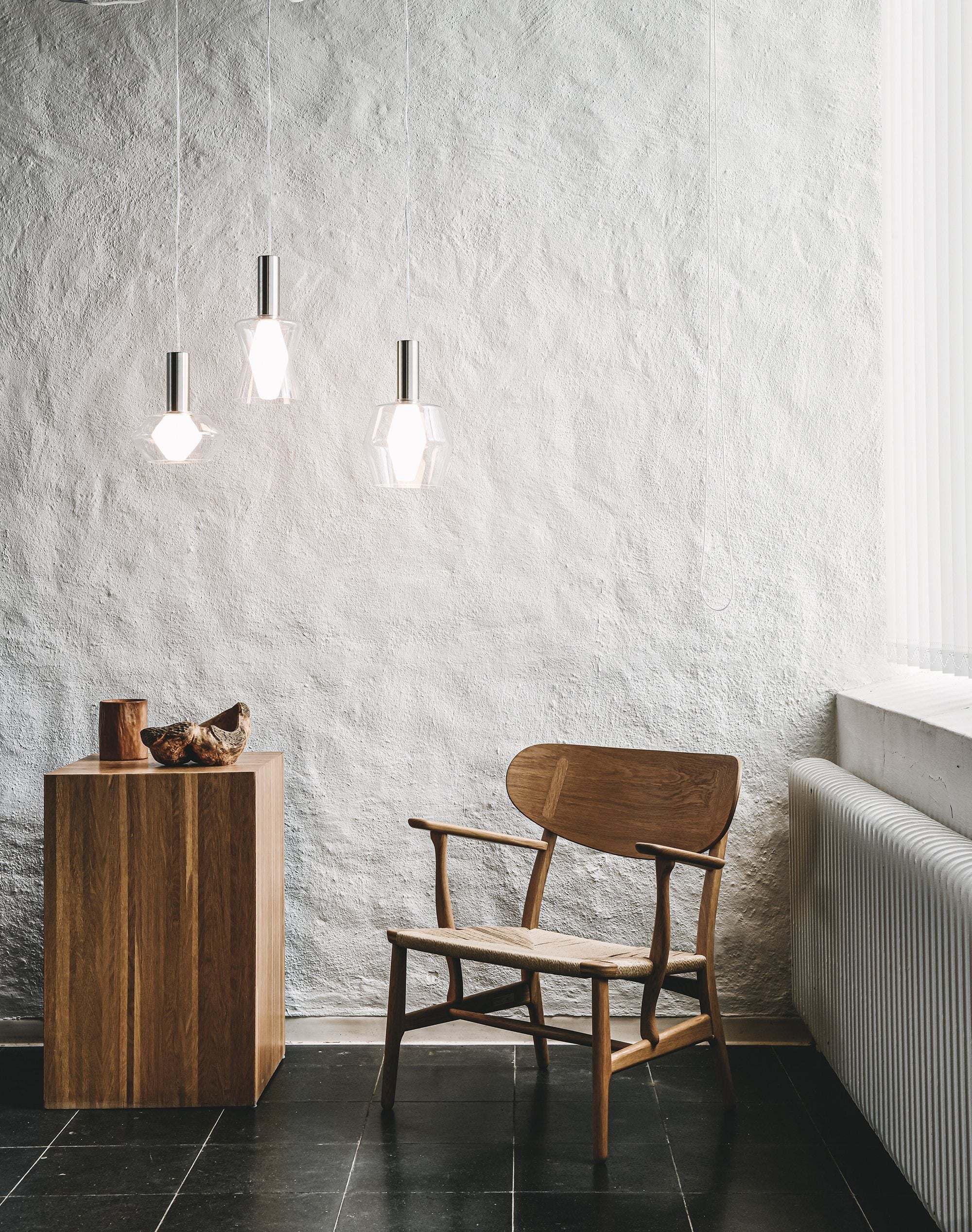 Tiima riippuvalaisin Kirkas – Innolux