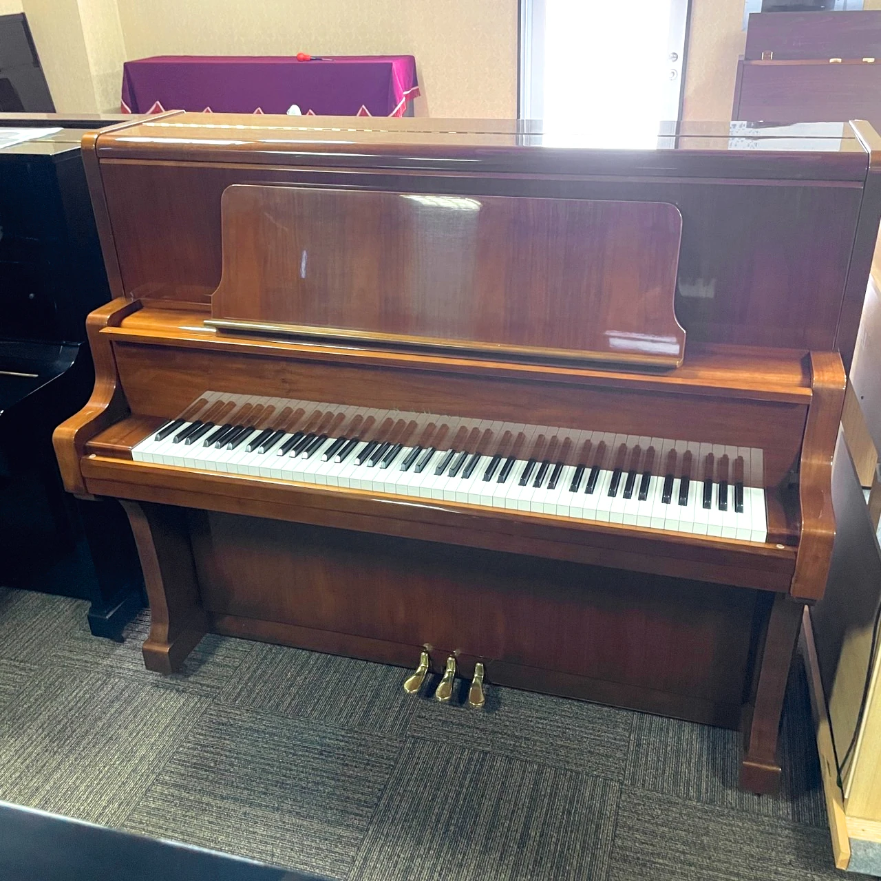 中古ピアノ】KAWAI アップライトピアノ BL-71 1019241 木目(鏡面艶出し