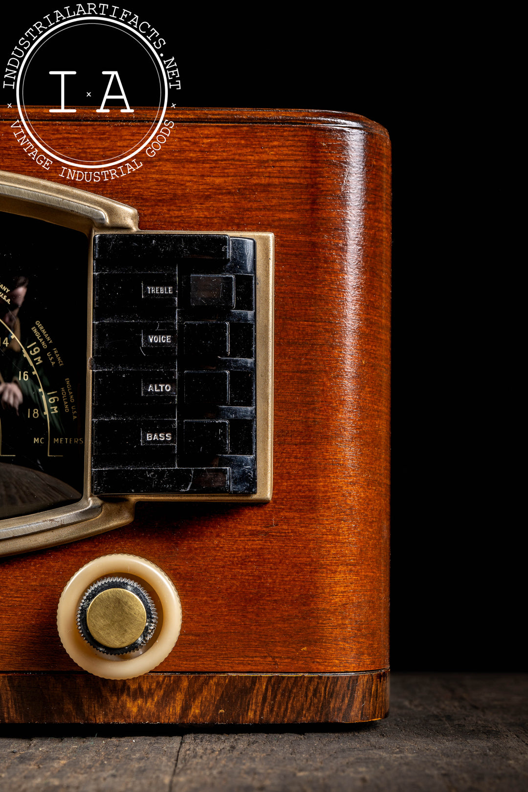 Vintage Model 6S632 Radio by Zenith – Industrial Artifacts