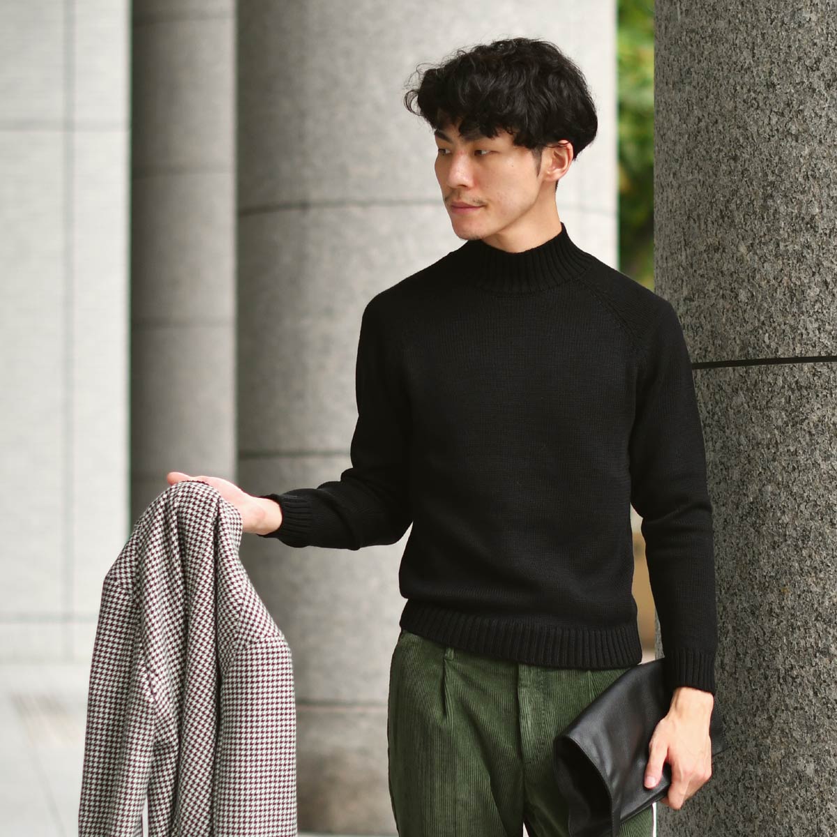 ZANONE【ザノーネ】モックネックミドルゲージニットをご紹介します