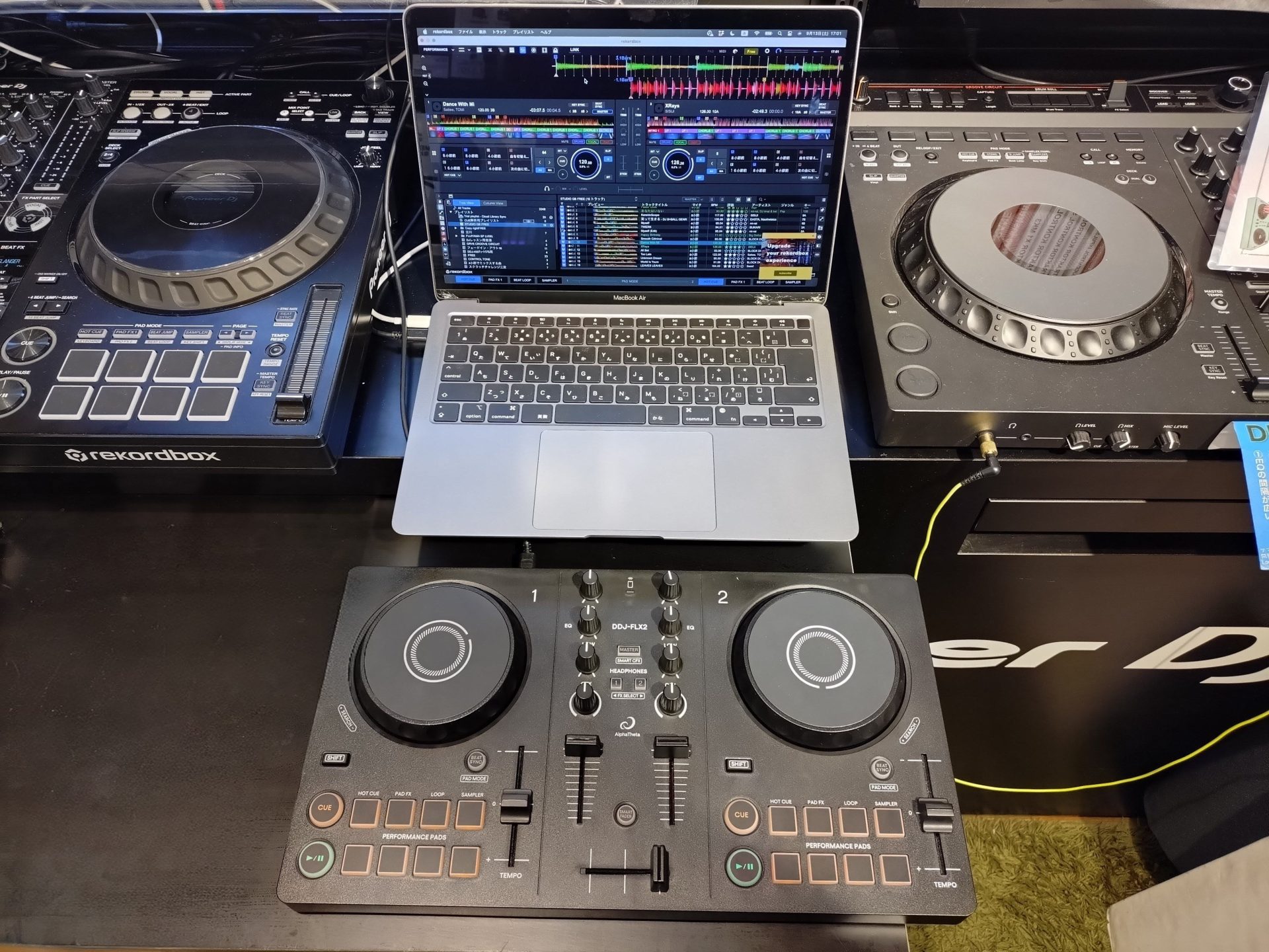 DDJ-FLX2の選曲を少しでも快適に。コントローラーで操作する方法