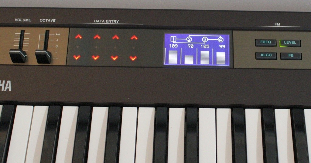 YAMAHA reface レビュー】vol.1 FM音源シンセ reface DX を試してみた