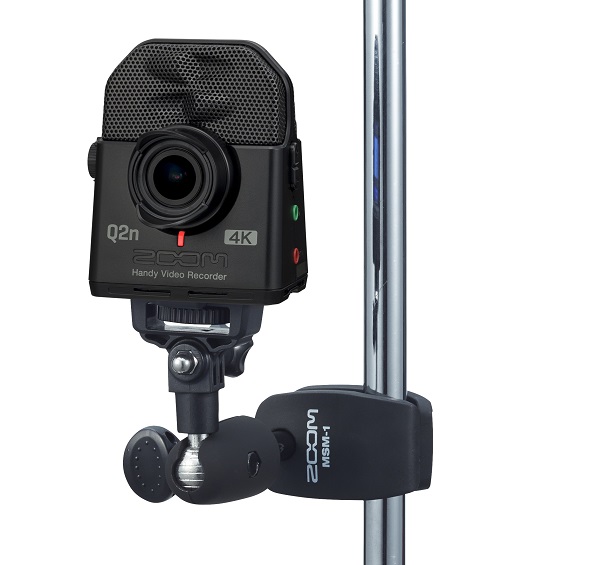 ZOOM Q2n-4K | ミュージシャンのための4K対応＋高音質ビデオカメラ