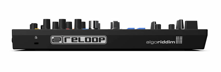 Reloop Mixtour Pro | djay Pro用の超ポータブル、オールインワン4