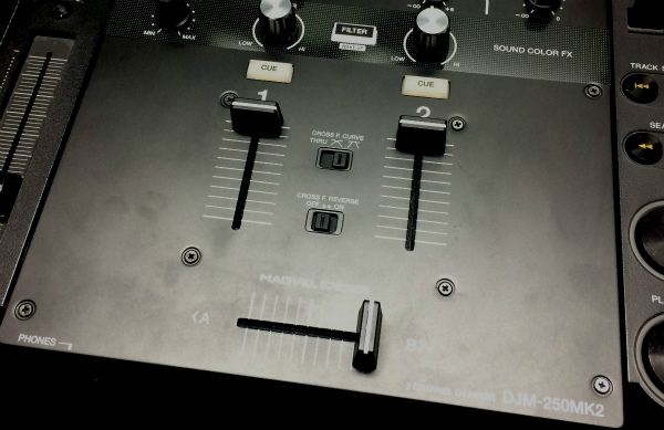 Pioneer DJ DJM-250MK2 レビュー！この価格でrekordbox dvs対応