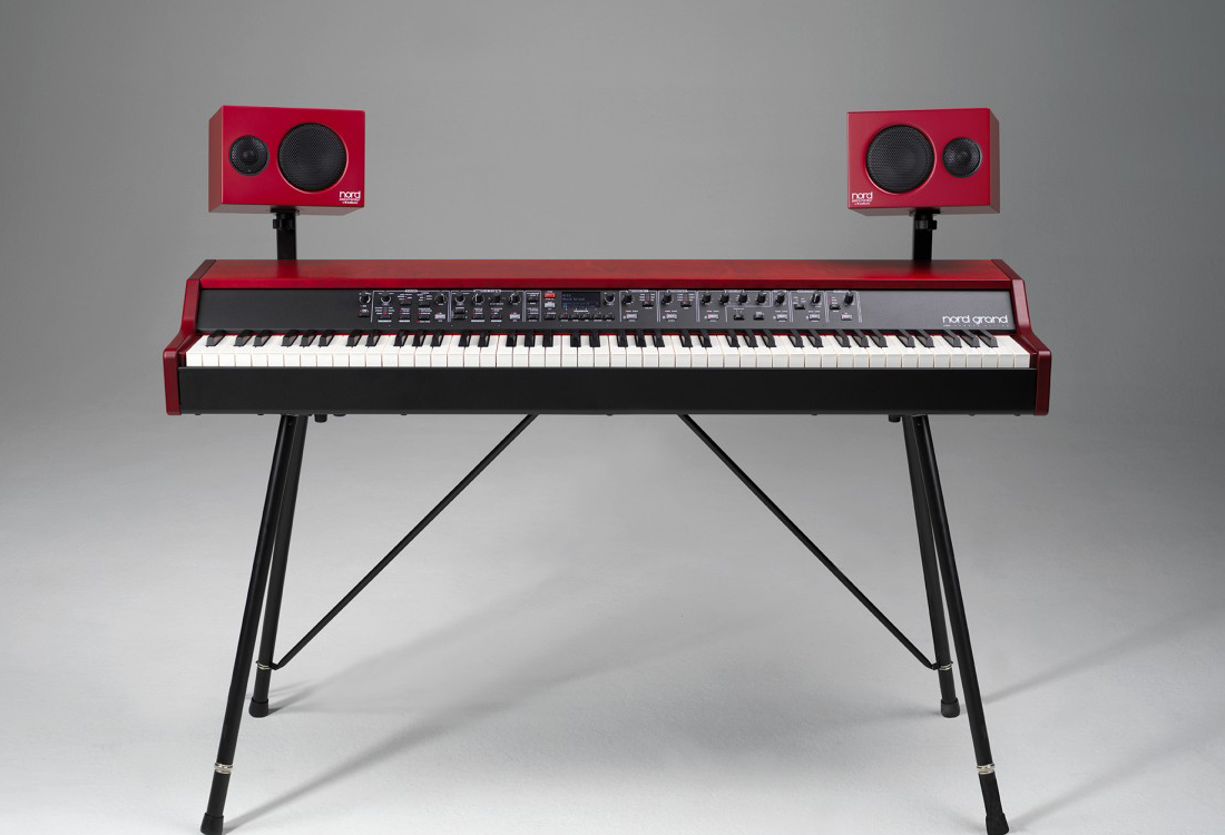 Clavia Nord Piano Monitor V2 | 鍵盤用の専用モニタースピーカー