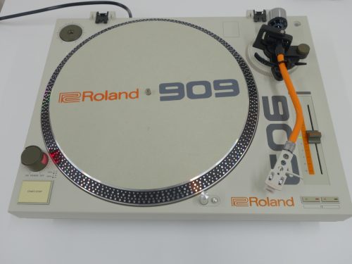 ローランド限定 ターンテーブル「TT-99」とDJミキサー「DJ-99」実機見