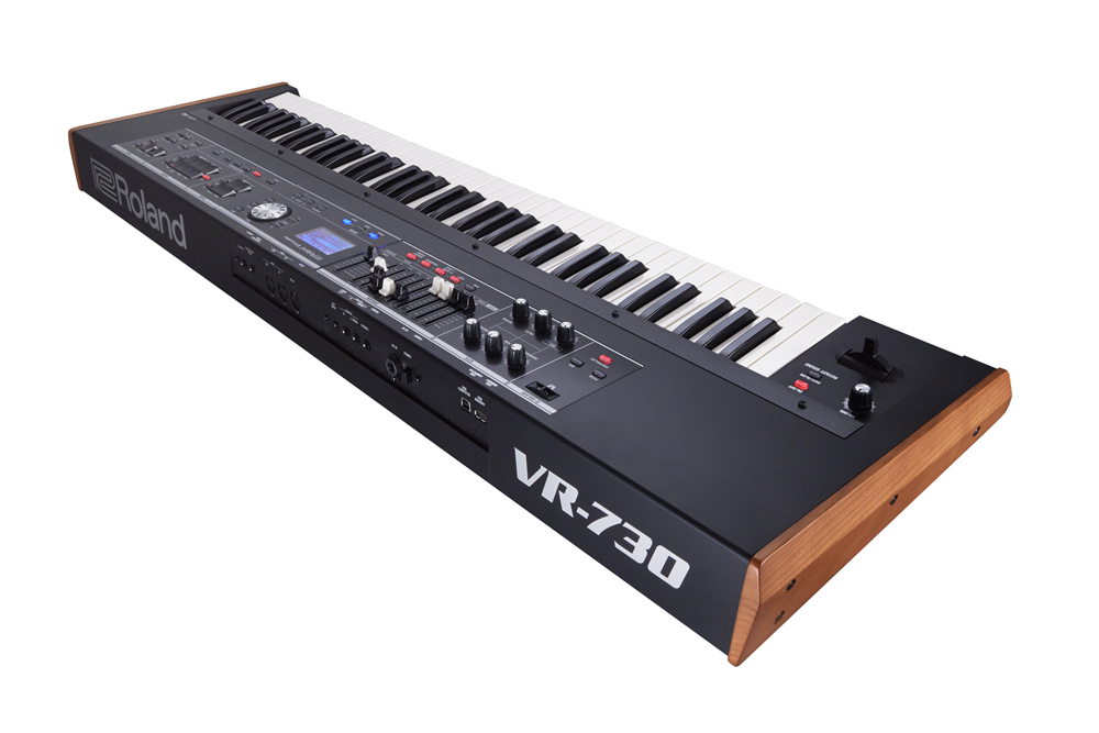 Roland VR-730 ウォーターフォール 73 鍵搭載のコンボキーボード登場
