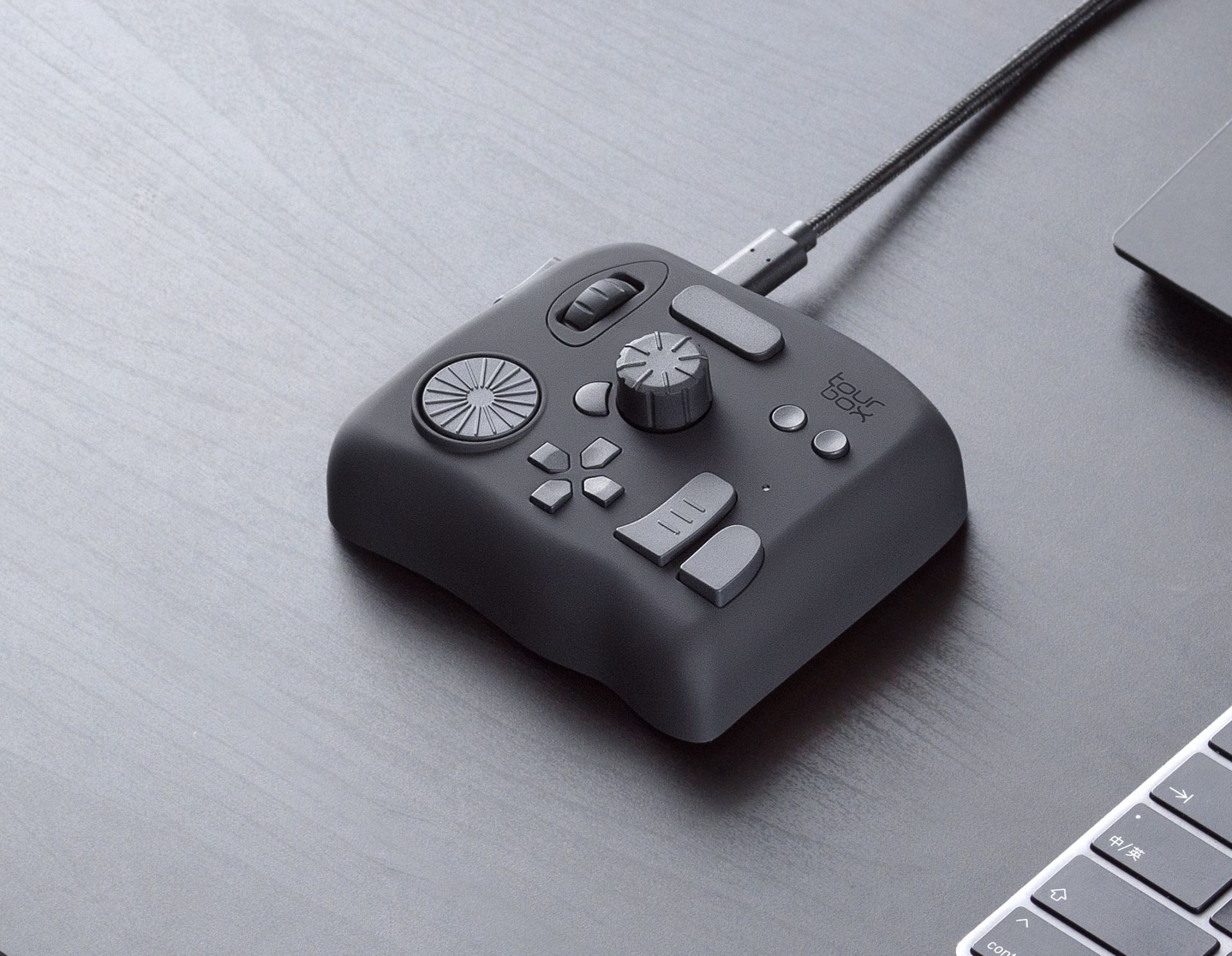 TourBox | 音楽・動画制作にも便利なクリエイター向け左手コントロール