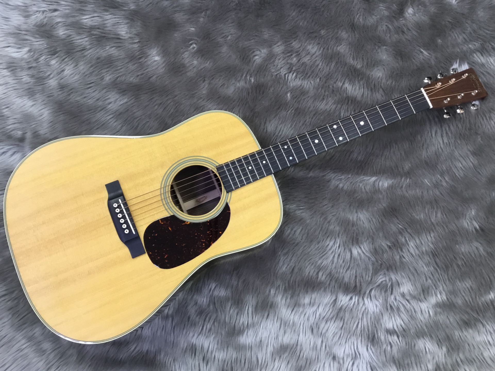 アコースティックギター】Martin – D-28 Standard｜島村楽器 アミュ