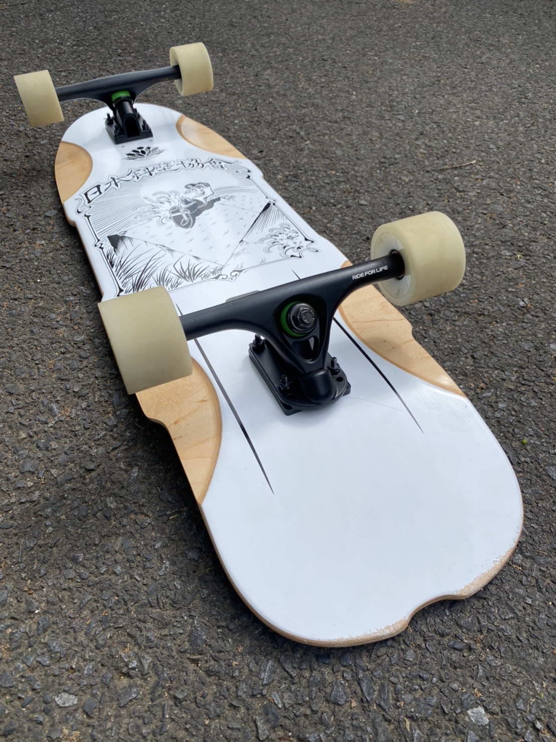 野坂稔和のデッキ拝見!! | スケートボードならインスタント スケート