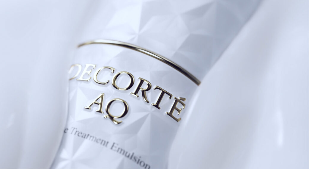 DECORTÉ AQ」導入乳液のリッチなとろみ感を表現した、リアルなCG制作