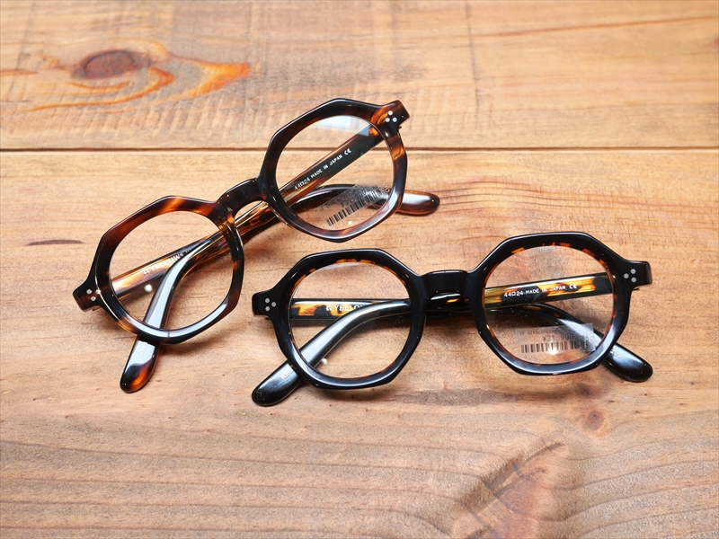 新作】YELLOWS PLUS（イエローズプラス）のオクタゴン型のプラスチック