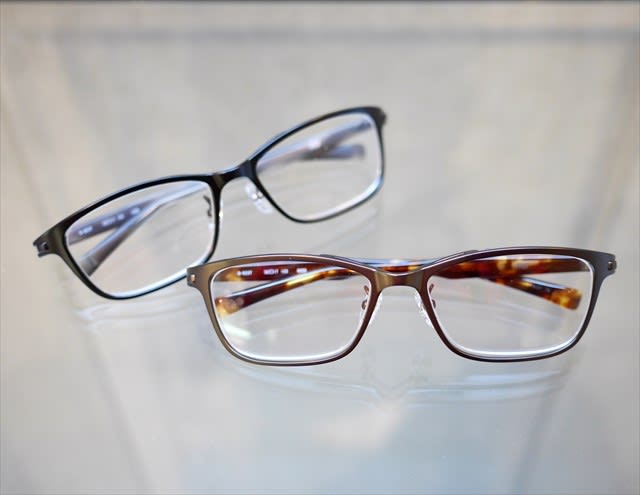 再入荷情報 】 999.9 (フォーナインズ) 「S-822T」「S-823T」が再入荷