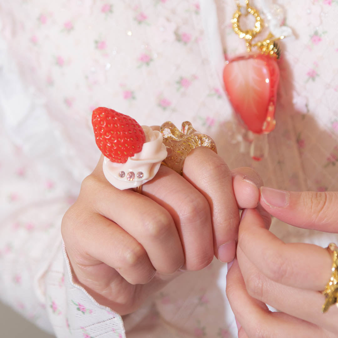 Fresh Strawberry Ring (Pink)【Japan Jewelry】 – Japan Jewelry
