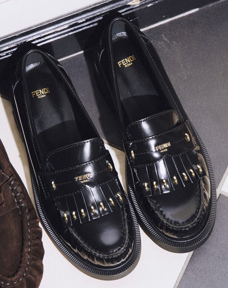 30代の秋シューズ③】クラシカルなムード漂う！抜け感ローファー【サン