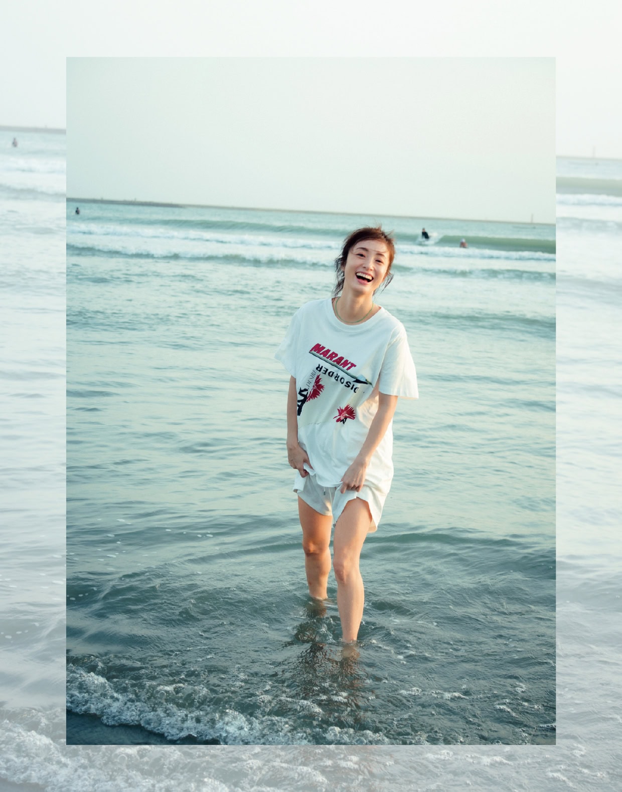 上戸彩が写真集 『Midday Reverie』を発売！ InRedだけ特別に未公開