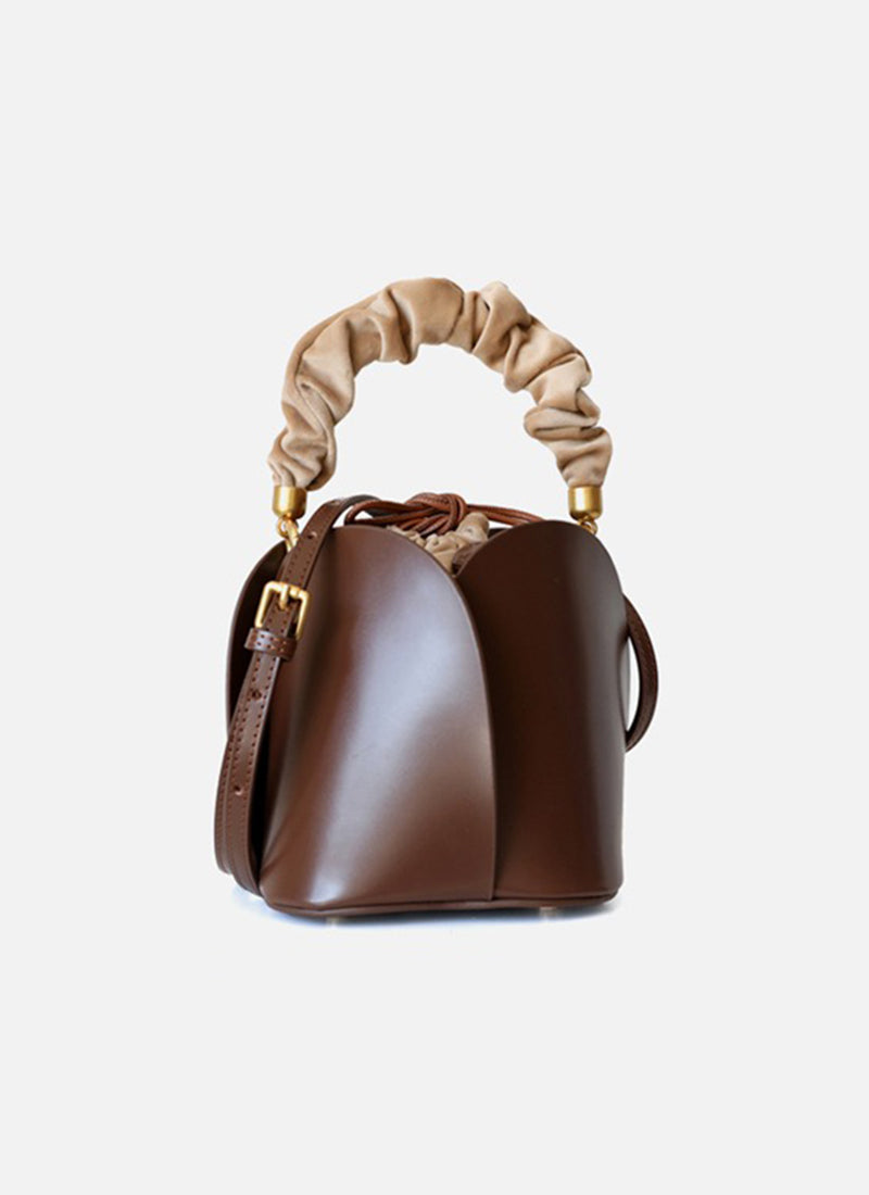 ISOLÉ公式｜バケットバッグ インスタ映え 本革 ISOLE