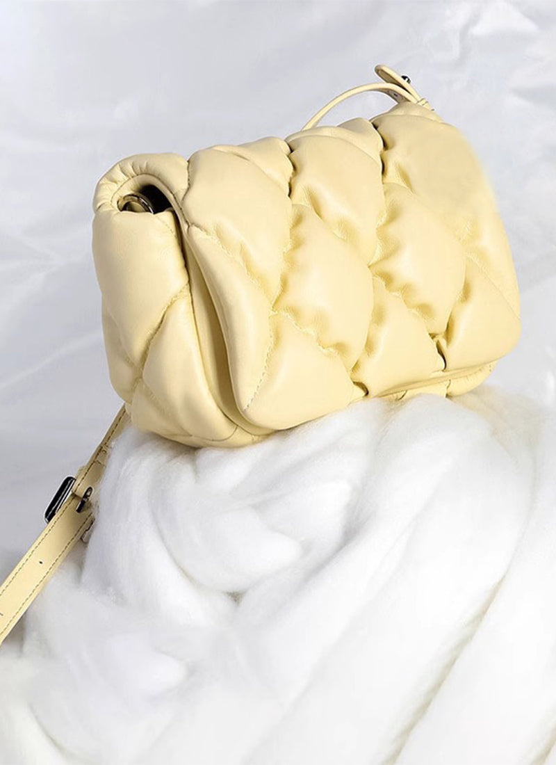 ISOLÉ公式｜ショルダーバッグ フェミニン 軽量 華やか ISOLE