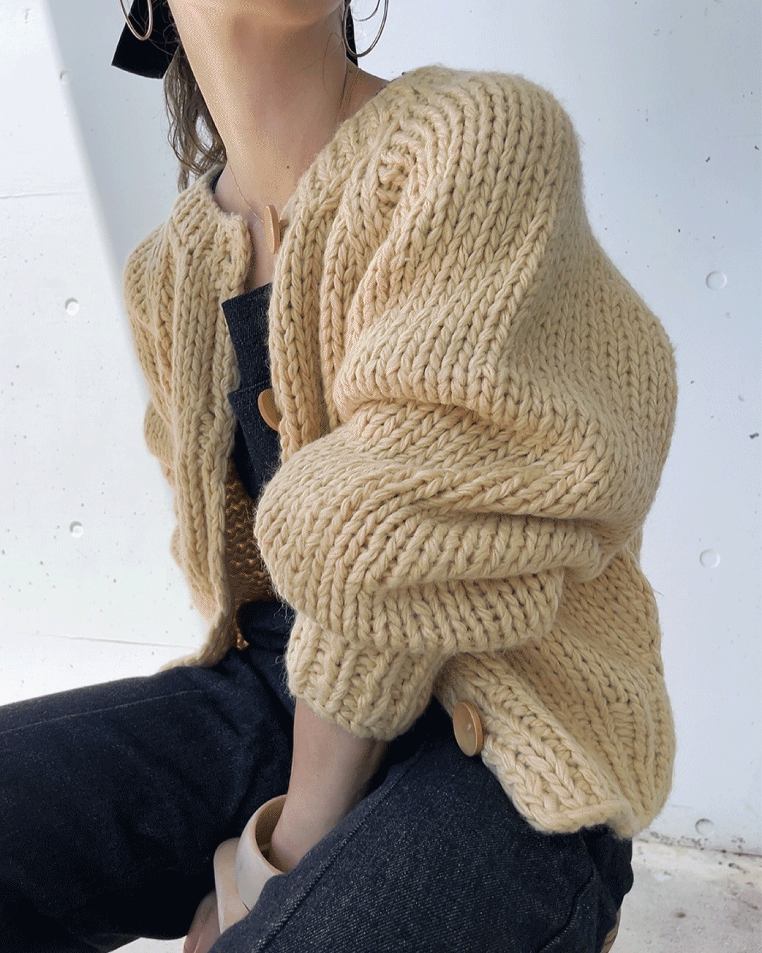 ハンドニットウールブレンドカーディガン | Hand knit wool blend