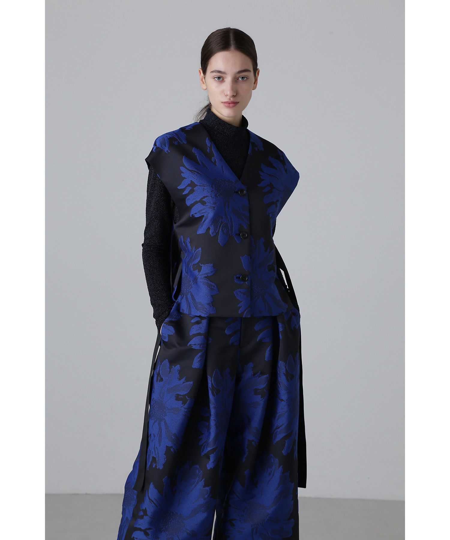 ◇ボタニカルジャガードブラウス（5315110111） | ADORE