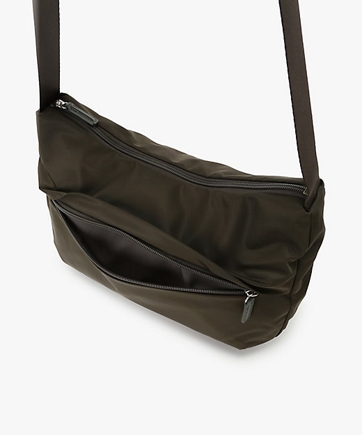 ナイロン ラージ ショルダーバッグ ”Cecile” NS24－01