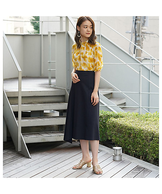 ギンゴフラワープリント ネックタックブラウス | maison TOMORROWLAND