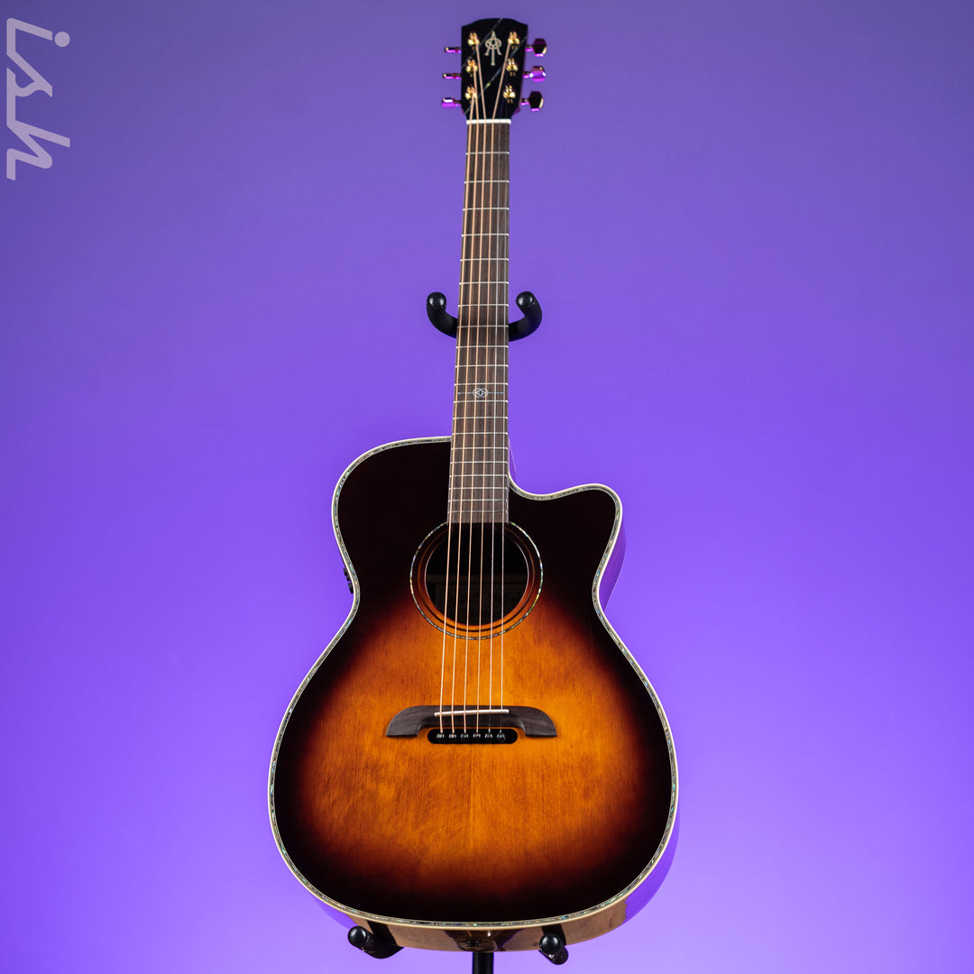 Alvarez Yairi WY1 Weir Stage Model Acoustic-Electric Guitar