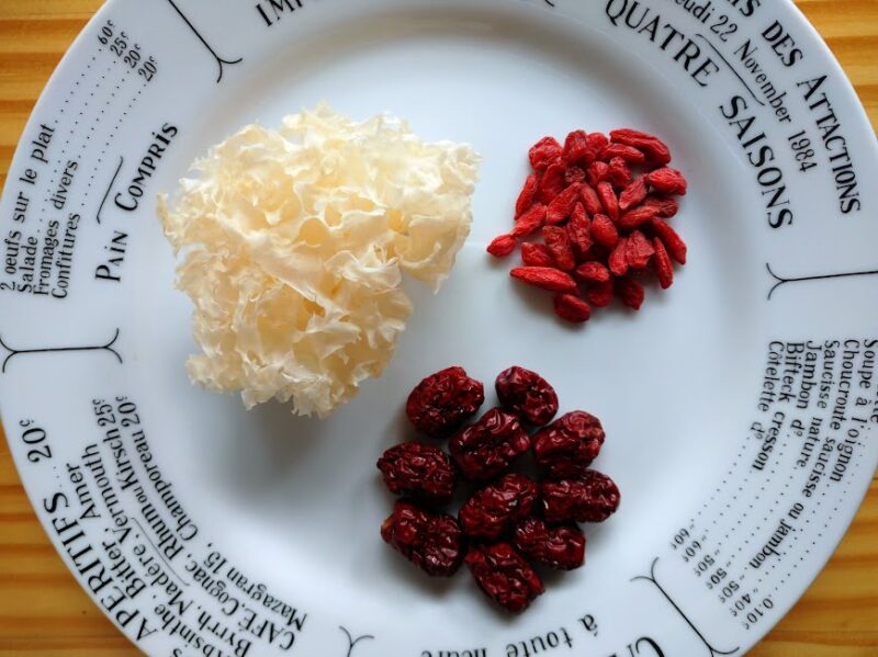 おうちでできる「秋の食養生」白きくらげ・クコの実・ナツメのかんたん