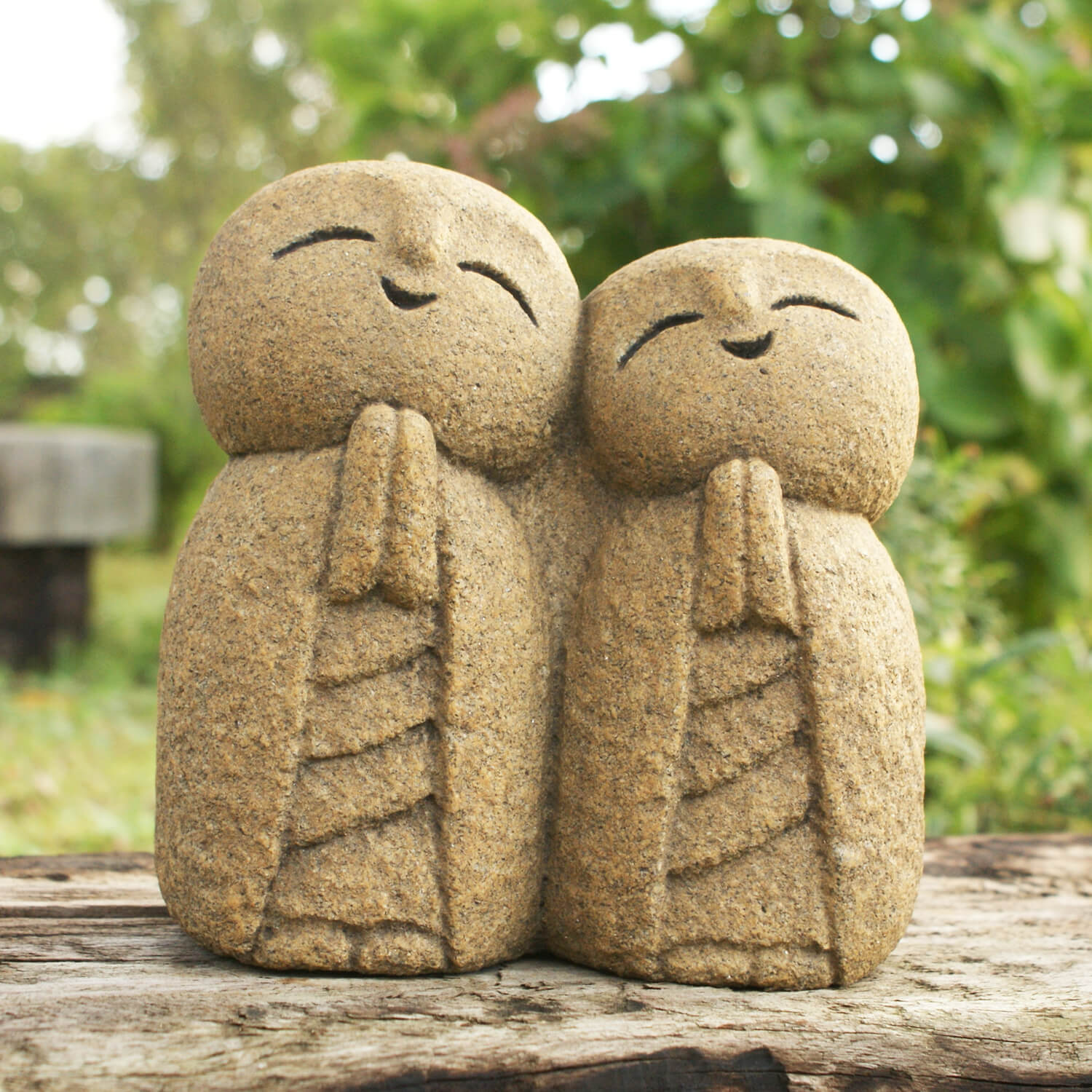 02．石んこ地蔵ふたり – 石神彫刻工房-公式ウェブストア