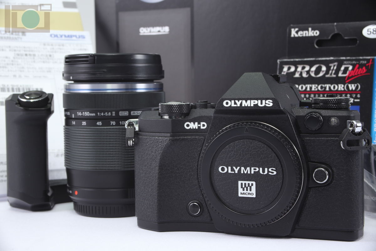 OLYMPUS OM-D E-M5 標準レンズセット オリンパス OLYMPUS OM-D E-M5