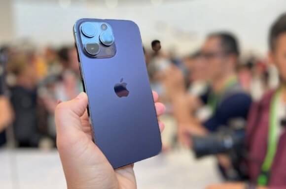 iPhone14 Proディープパープル、一部個体に「色合いが異なる」との報告