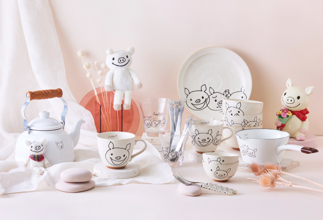 LuckyPig – 株式会社逸品社