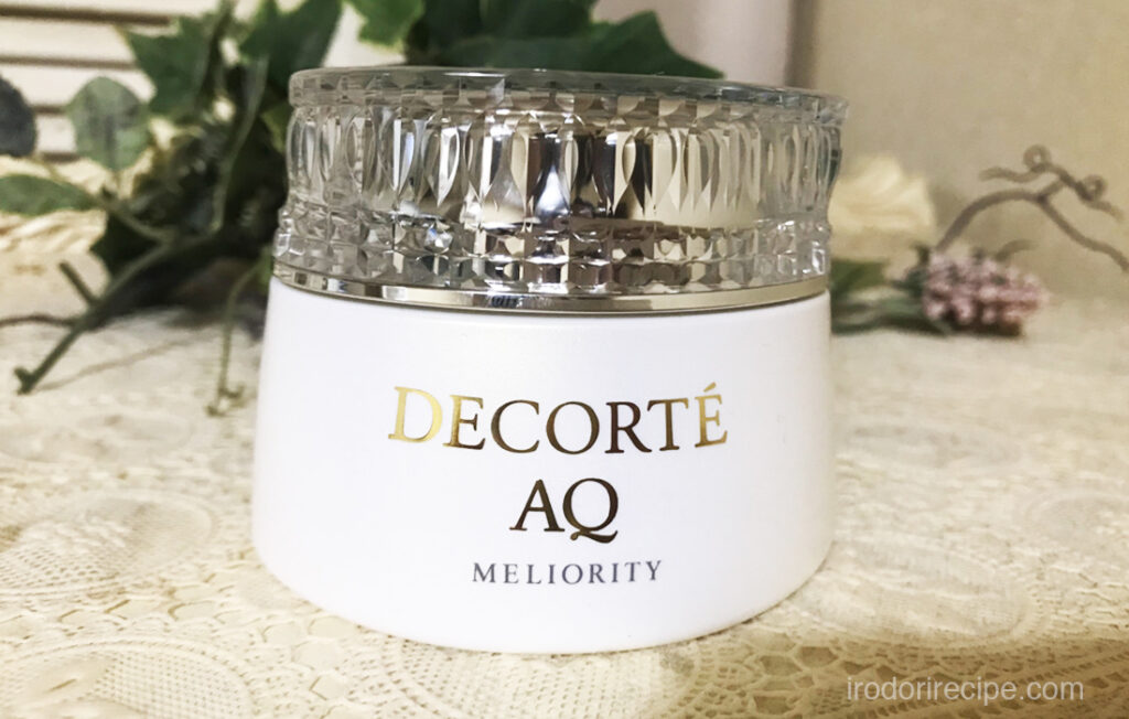 コスメデコルテのAQミリオリティ リペア クレンジングクリームの使い方