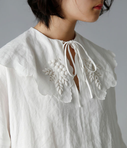 TOWAVASE(トワヴァーズ)リネン フリル プルオーバー ボンヴォヤージュ