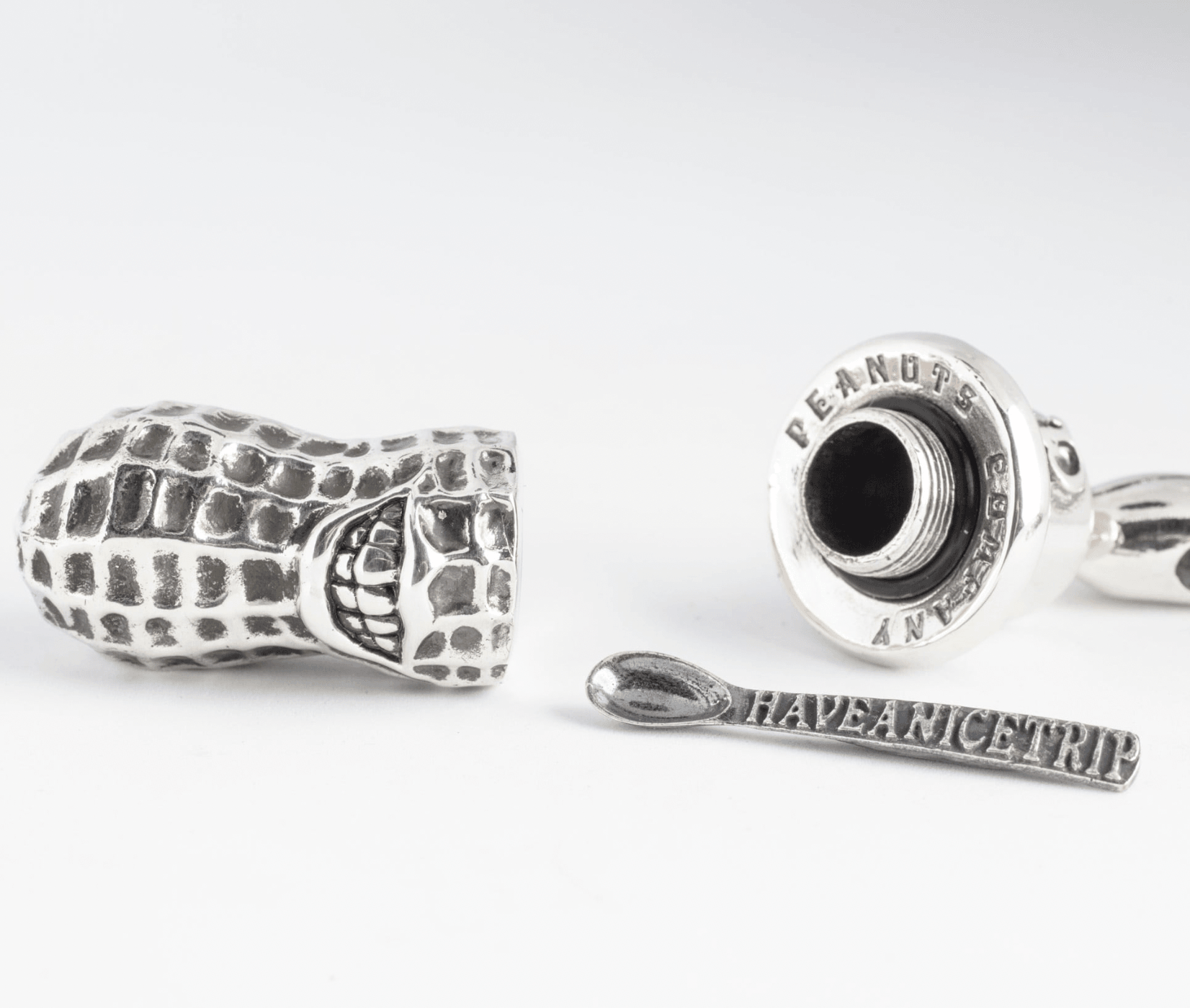 PE-YACHIMATA-PEANUTS-KEY-RING-SILVER - Peanuts & Co YACHIMATA