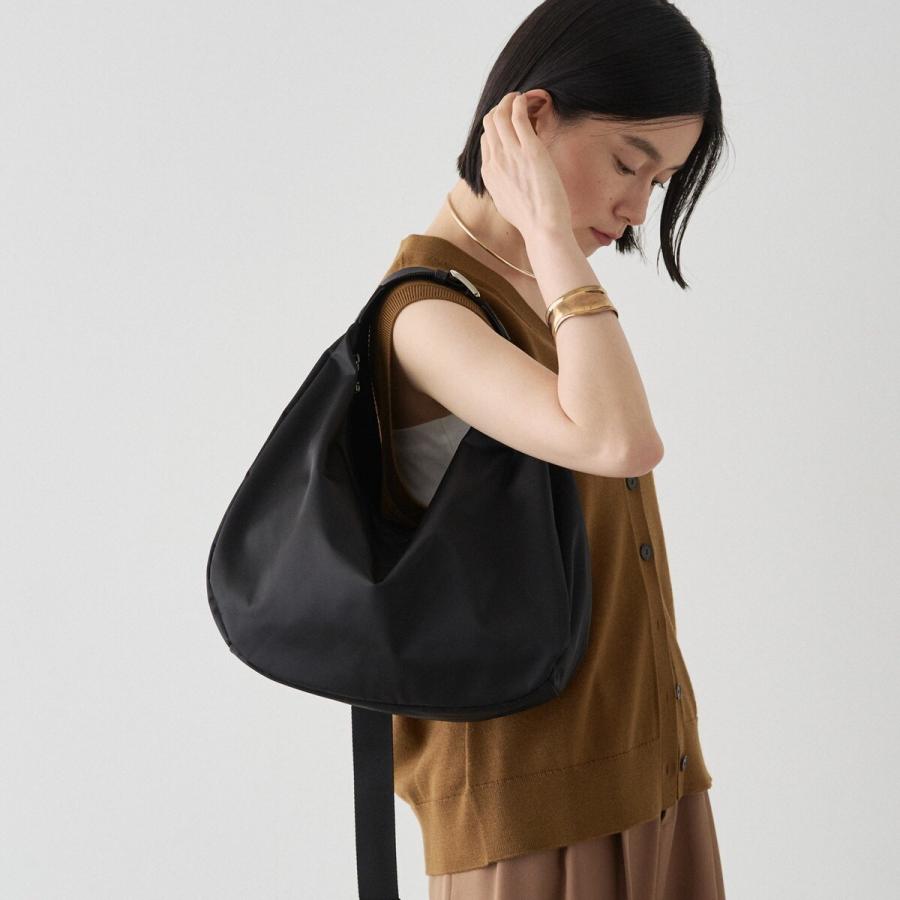 russet（ラシット） 《3/4〜価格改定》ラウンドビッグショルダーバッグ