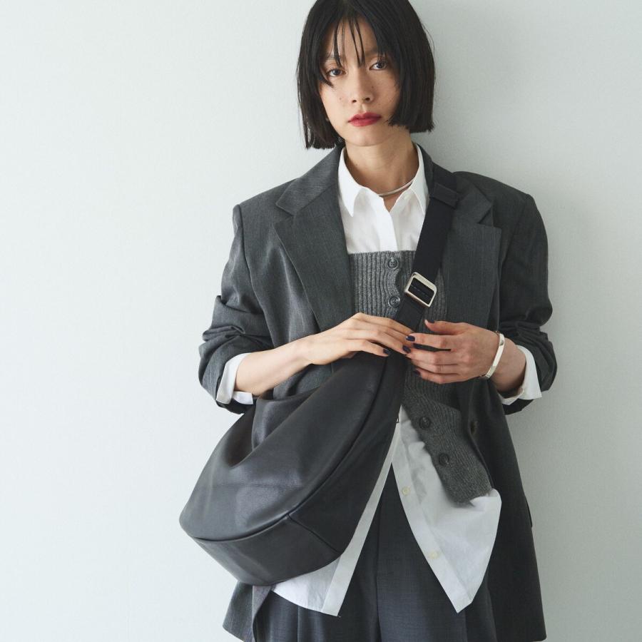 russet（ラシット） ソフトレザーラウンドビッグショルダーバッグ(CE