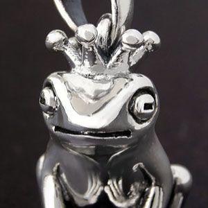 シルバーアクセサリー ペンダント カエル・蛙 メンズ・レディース 王冠