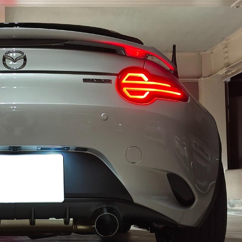 ND ロードスター RF ファイバー LED テールランプ ブラック ND5RC