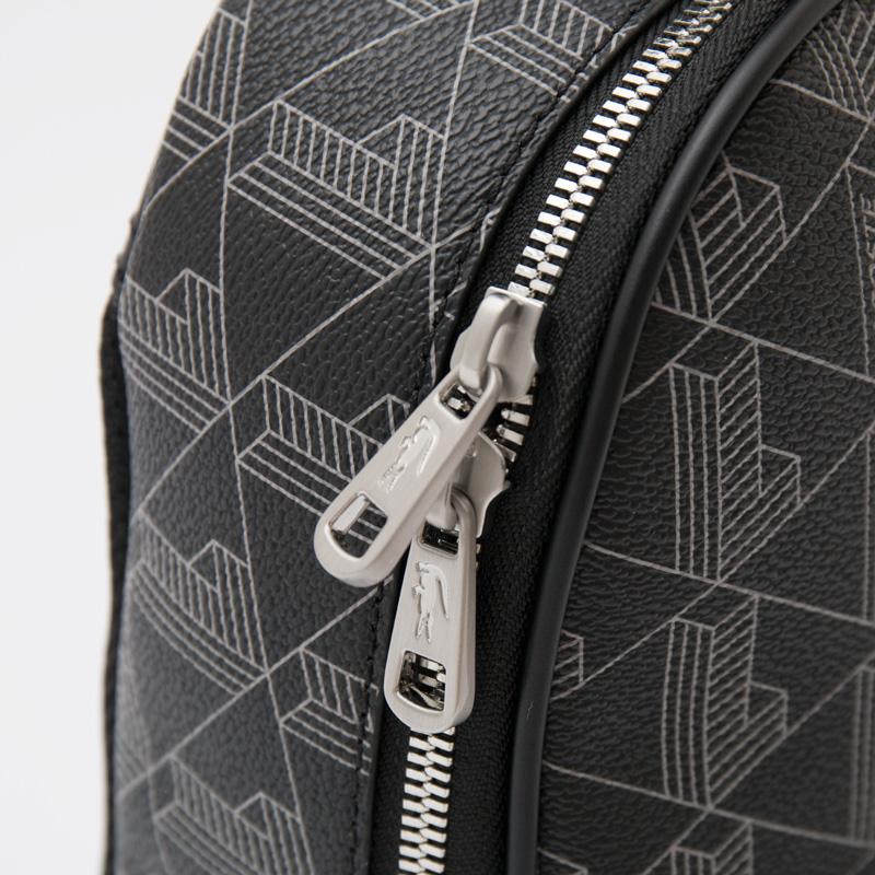 LACOSTE（ラコステ） ザ ザ ブレンド モノグラムプリント ボディバッグ