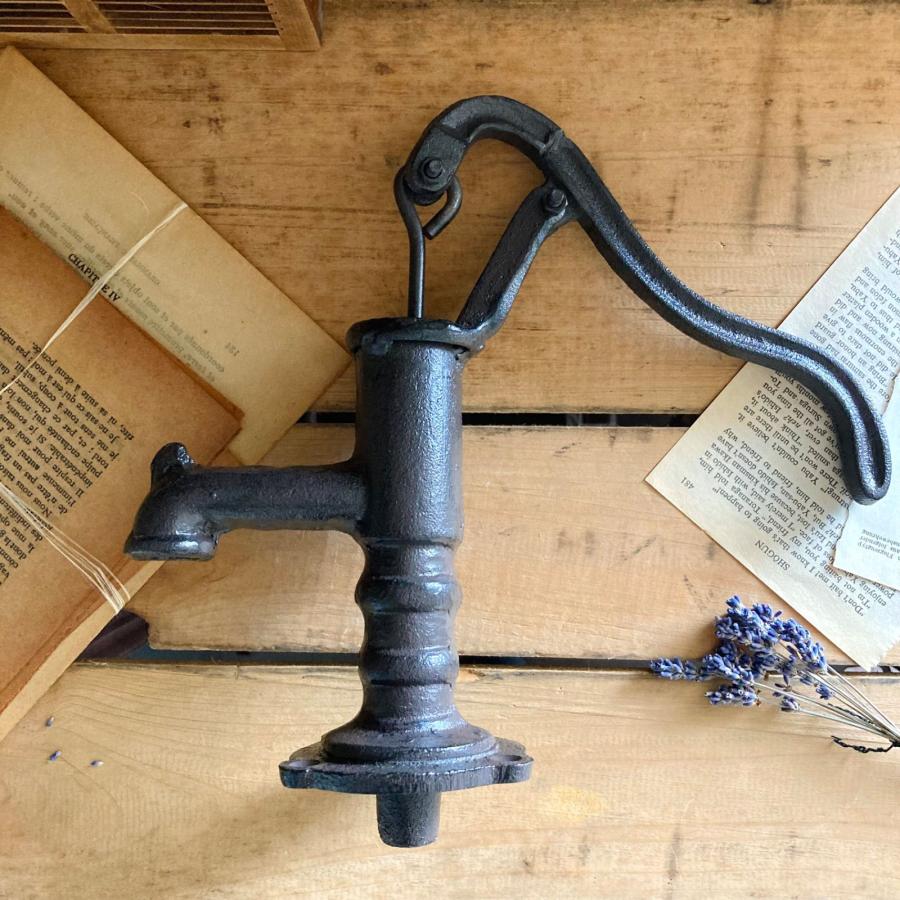 手押し井戸ポンプ ガーデンオブジェ アイアン アンティーク ウォーター
