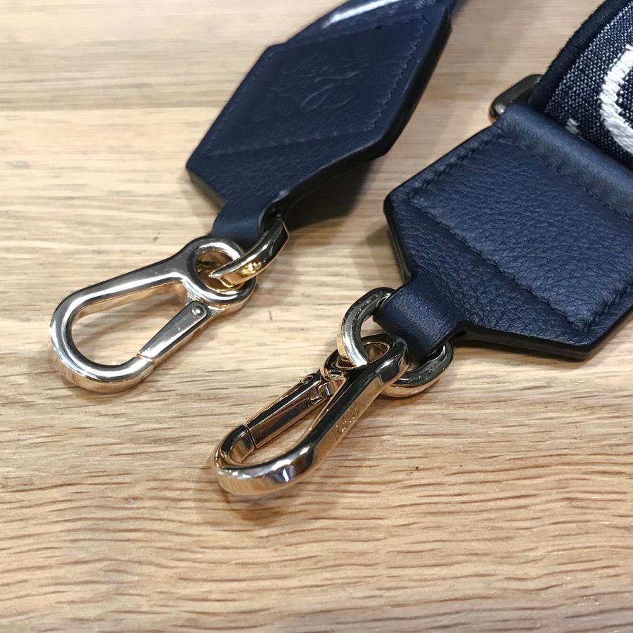 LOEWE（ロエベ） 【新品同様】ロエベ アナグラム ショルダーストラップ