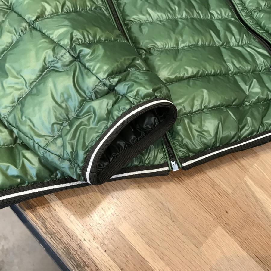 MONCLER（モンクレール） 【超美品】モンクレール ダウンジャケット