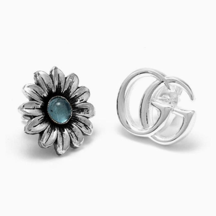 GUCCI（グッチ） ダブルG フラワー 両耳 ピアス シルバー アクセサリー