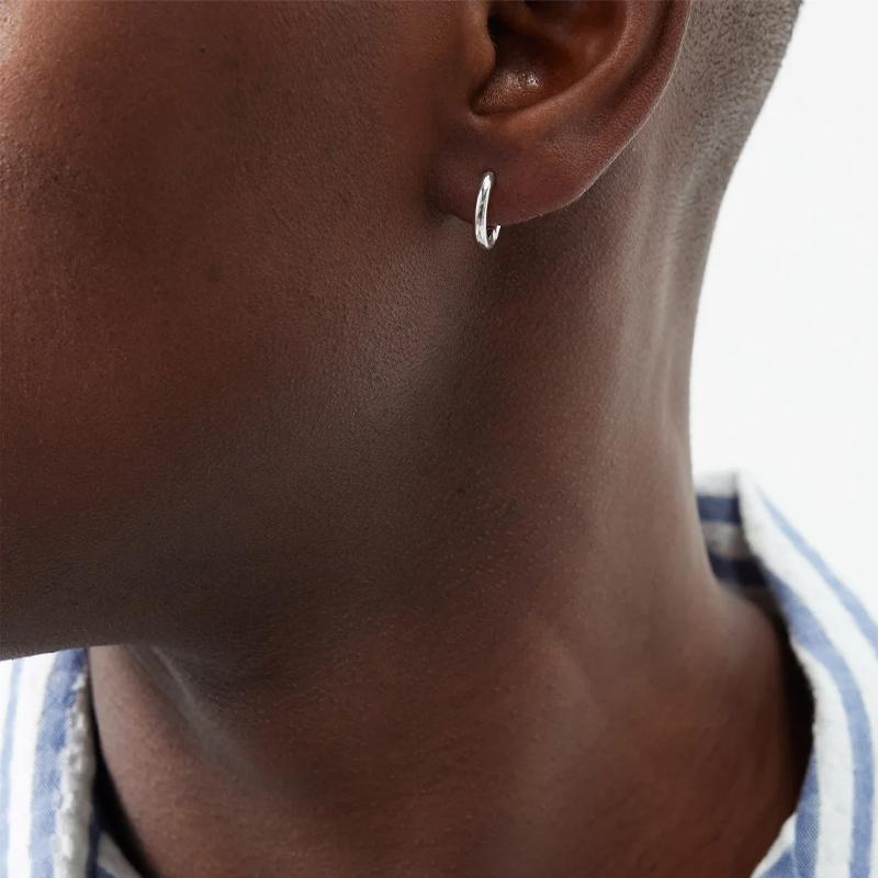 TOM WOOD（トムウッド） ピアス Classic Hoop Small Silver クラシック