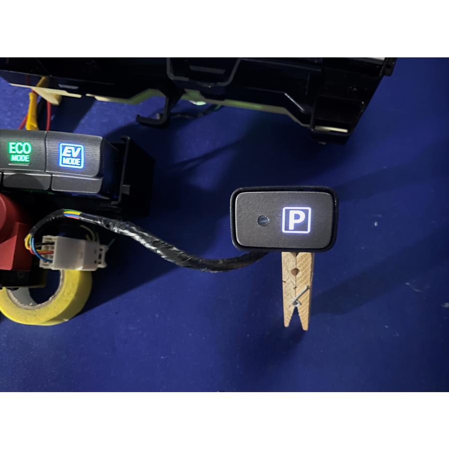 プリウス ZVW30 後期 LED打ち換え済み エアコンパネル＆シフトパネル